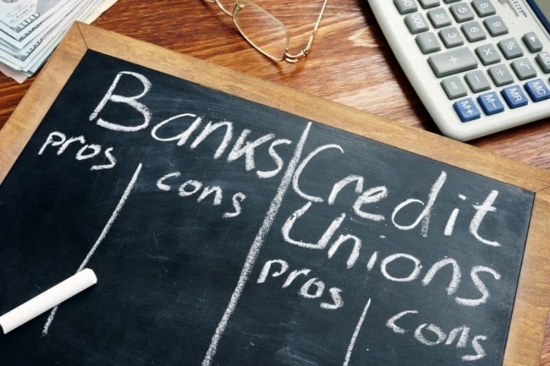 Difference between credit union and bank